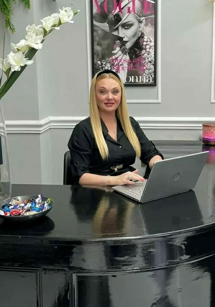 Leeanne